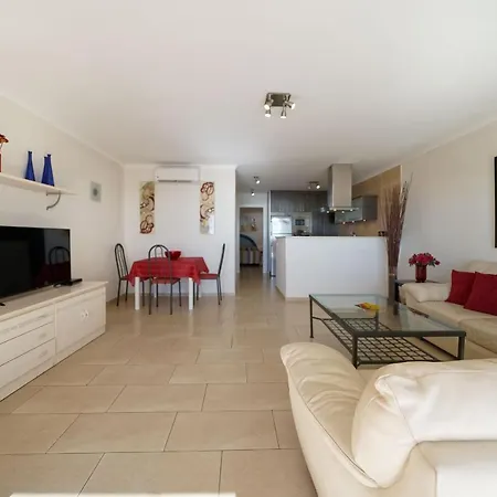 Hibiscus Apartment *