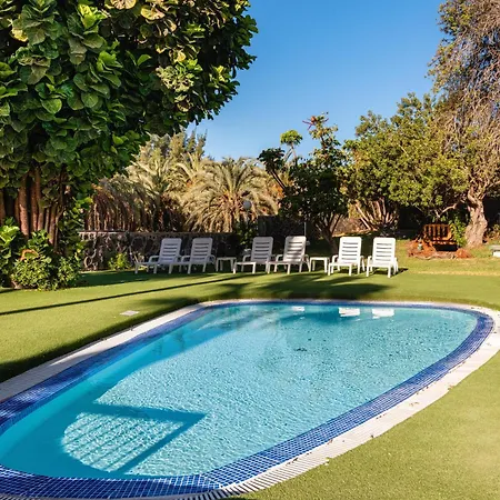 Aparthotel New Folias 3*