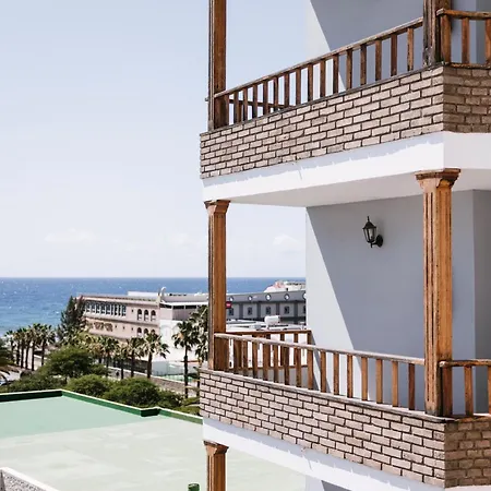 Tarahal Apartahotel San Agustín