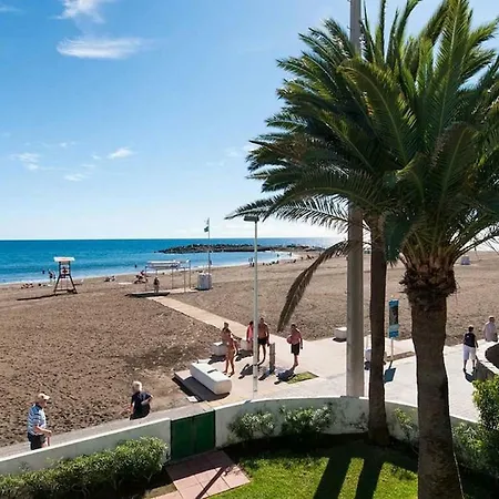 Primera Linea De Playa De Burras Apartamento