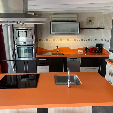 Montevideo Suites Apartment
