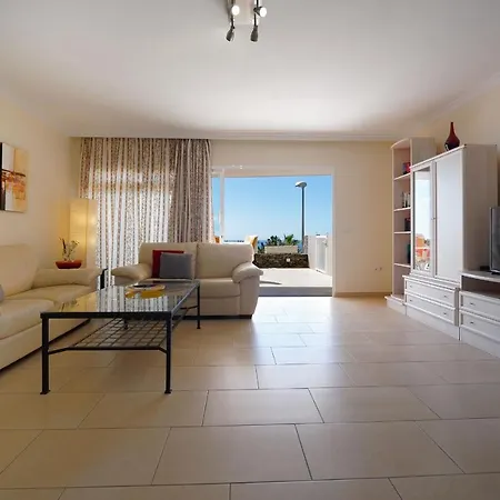 Hibiscus Apartment *