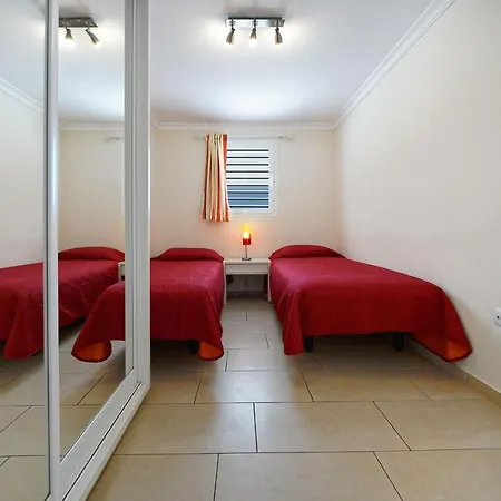 Hibiscus Apartment