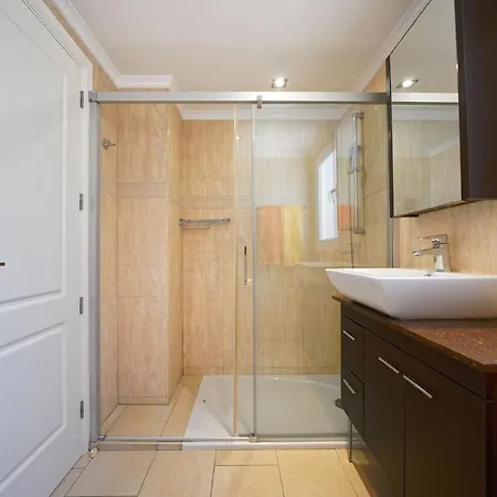 Hibiscus Apartment