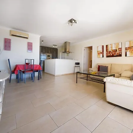 Hibiscus Apartment