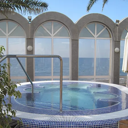 Hotel Club 4*