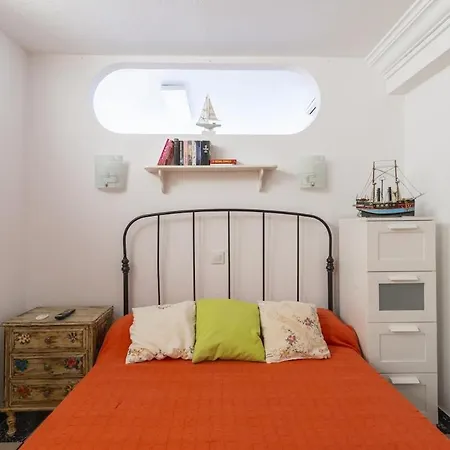 Apartment Lightbooking Flores *