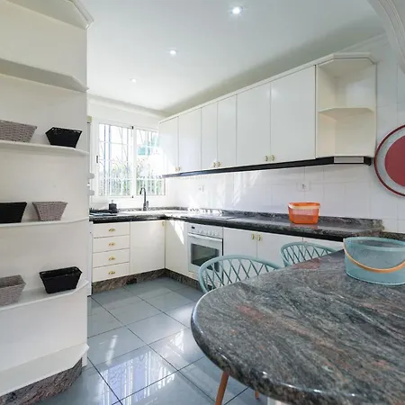 Apartment Timon *