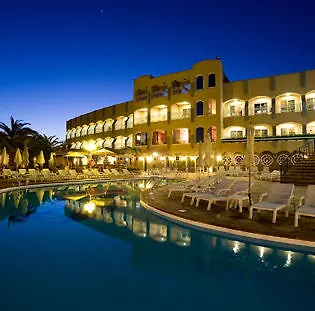 Club 4*