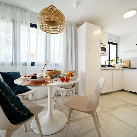 Apartment Amapola Blue Sea - Recien Reformado, Frente Al Mar San Agustin (Gran Canaria)