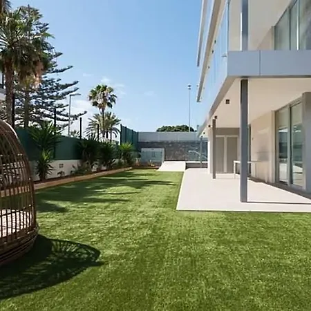 Aparthotel El Yate