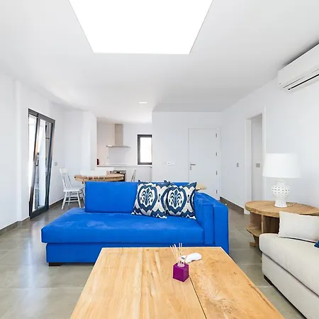 Altos De La Gloria Apartment *