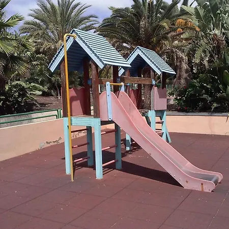 Aparthotel El Yate 4*