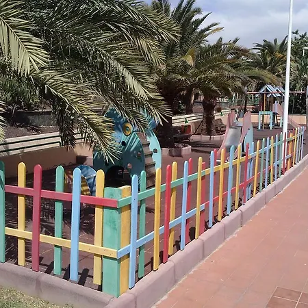 El Yate San Agustin (Gran Canaria)