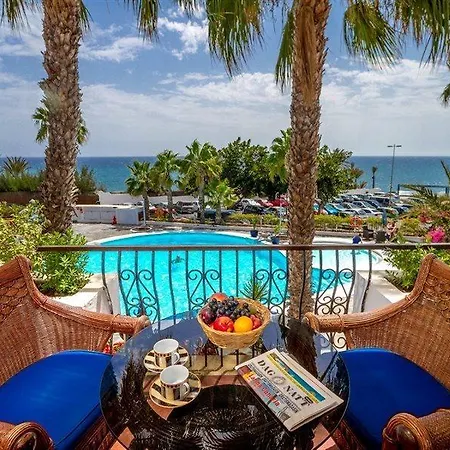 Sunsuites Carolina Apartment *