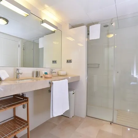 Apartment Barcas