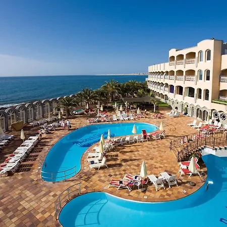 Club Hotel 4*