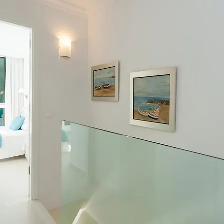 Apartamento Beachfront Burras Mra 02 *