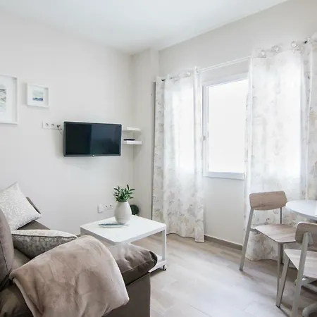 Modern Loft 15m To The Beach Wifi Apartment *