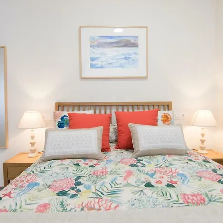 Modern Loft 15m To The Beach Wifi *