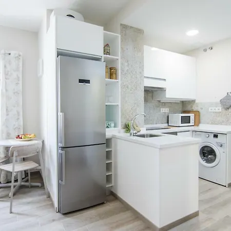 Modern Loft 15m To The Beach Wifi