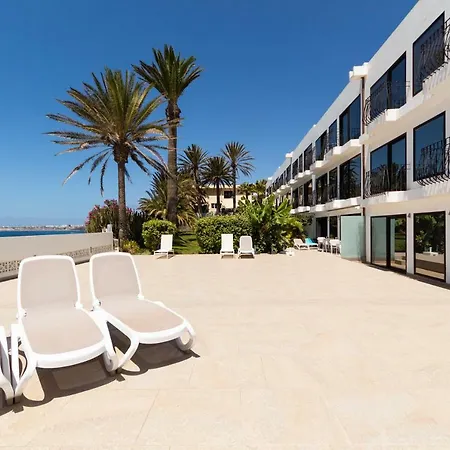 Monte Del Moro Apartment *