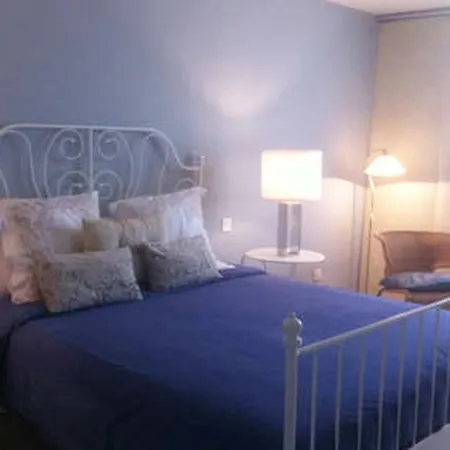 Primera Linea De Playa De Burras Apartamento *