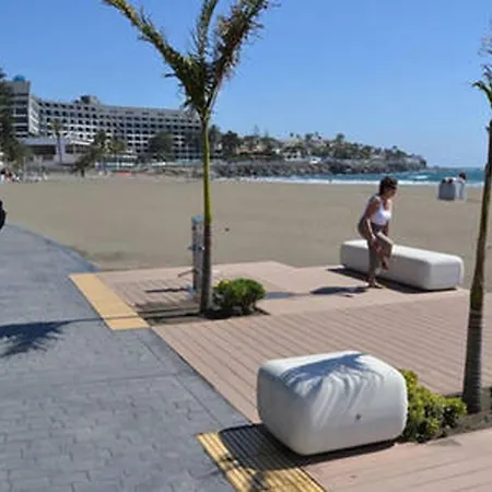 Primera Linea De Playa De Burras Apartamento