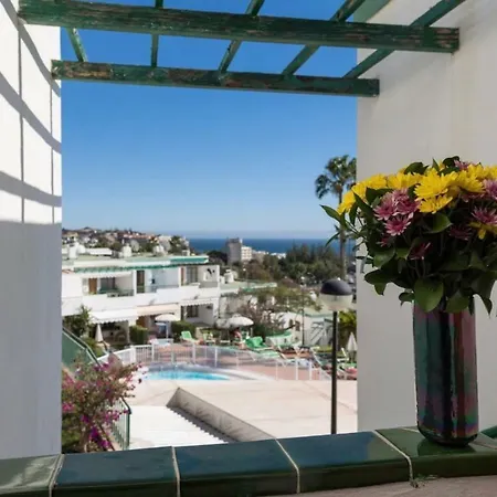Sea View 2br Toploctaion Heated Pool 5 Min To Apartment