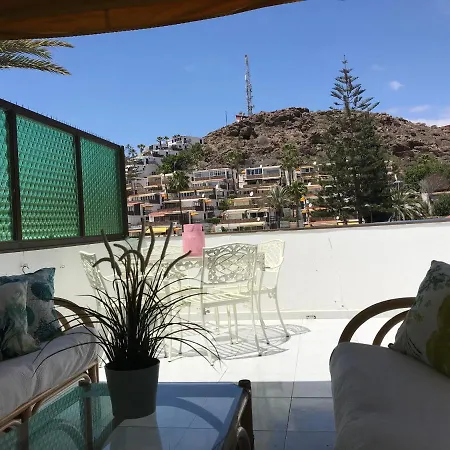 Monte Rojo Terrace Apartment *