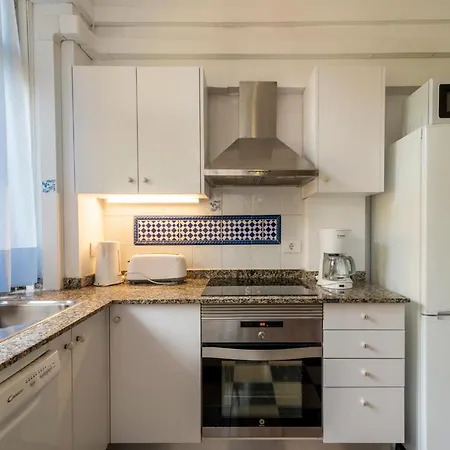 Full Equipped Best Location With Pool Apartment