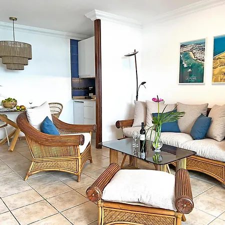 Sunsuites Carolina *