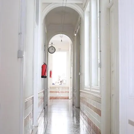 Bed & Breakfast Downtown House 2*